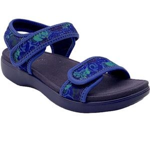 TRAQ by Alegria Blue Knit Back Strap Sport Sandals in Baby Bloomer
